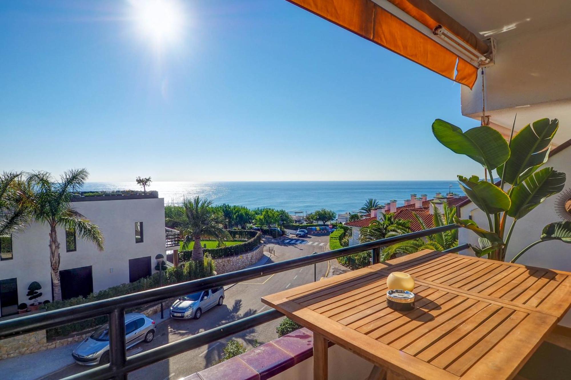 Balmins Surf By Hello Homes Sitges Eksteriør billede